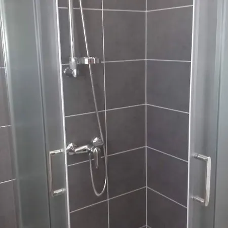 4494 Apartman Vrsi