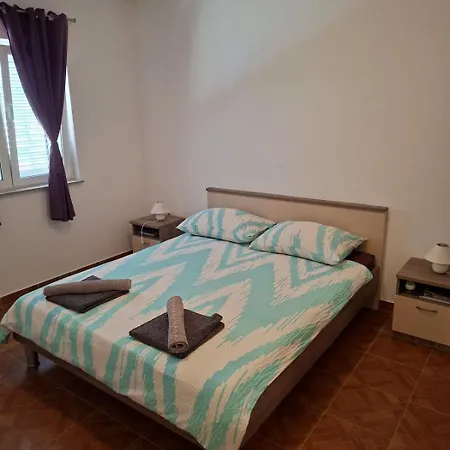 4494 Apartament *